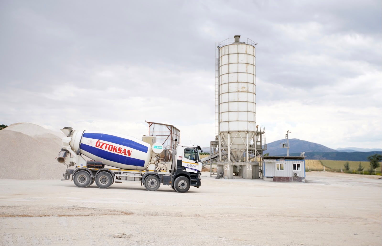 Hazır beton santrali ve mikser